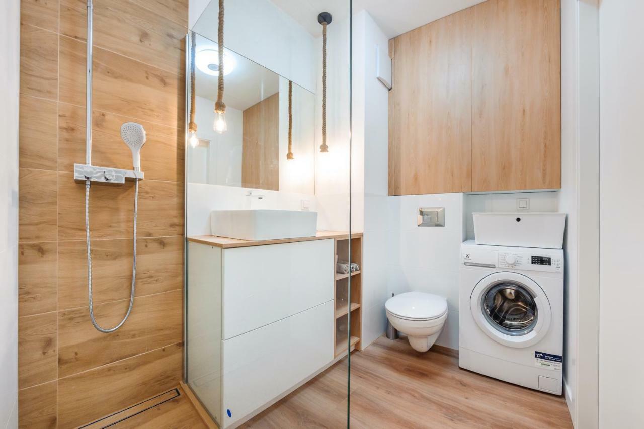 Wave Apartments Solvo กดัญสก์ ภายนอก รูปภาพ